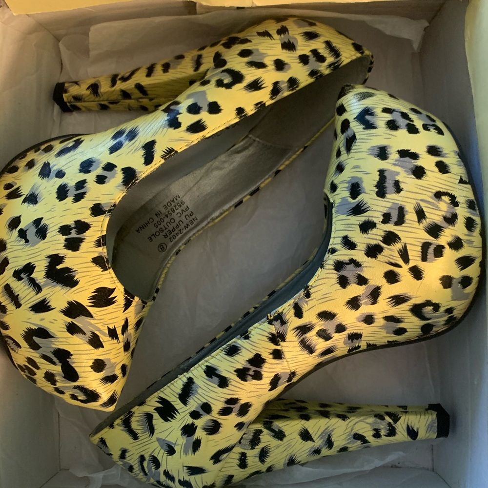 Charles Albert Leopard heels